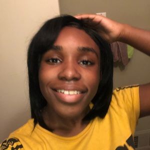 Meet your Posher, Alecia